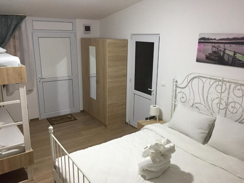 Гостевой дом Casa Nicholas Констанца-57