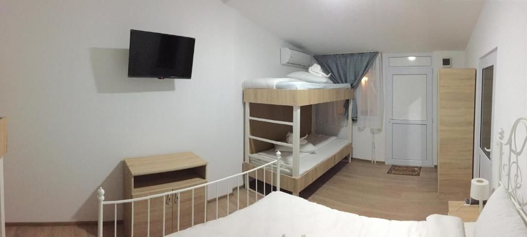 Гостевой дом Casa Nicholas Констанца-60